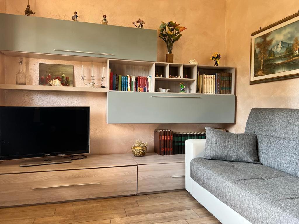 Appartamento Altopascio Sulla Francigena Spianate Bagian luar foto